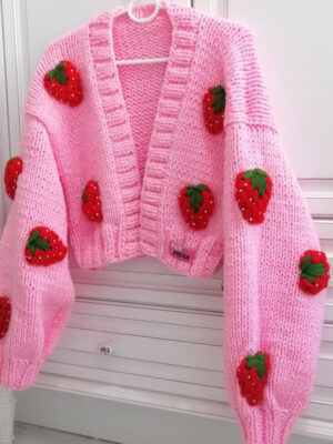 strawberry pink sweater S21