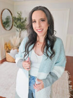 The Robin Duster sweater pattern is very easy to crochet A2